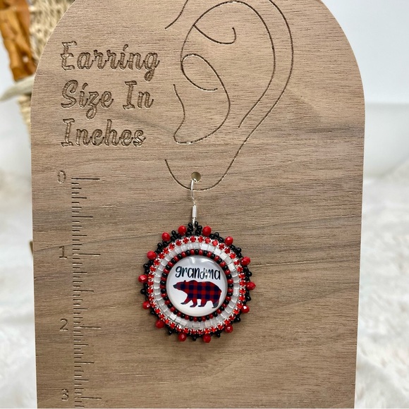 Beaded Christmas Earrings - Picture 4 of 5